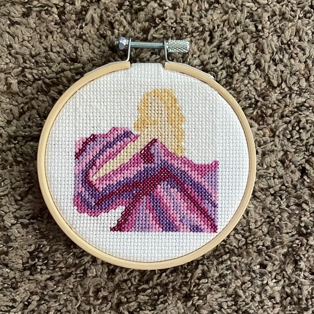Speak Now Album Cross Stitch - Picture 1 of 6